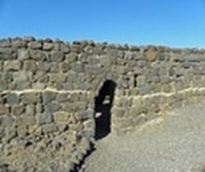 wall of rocks